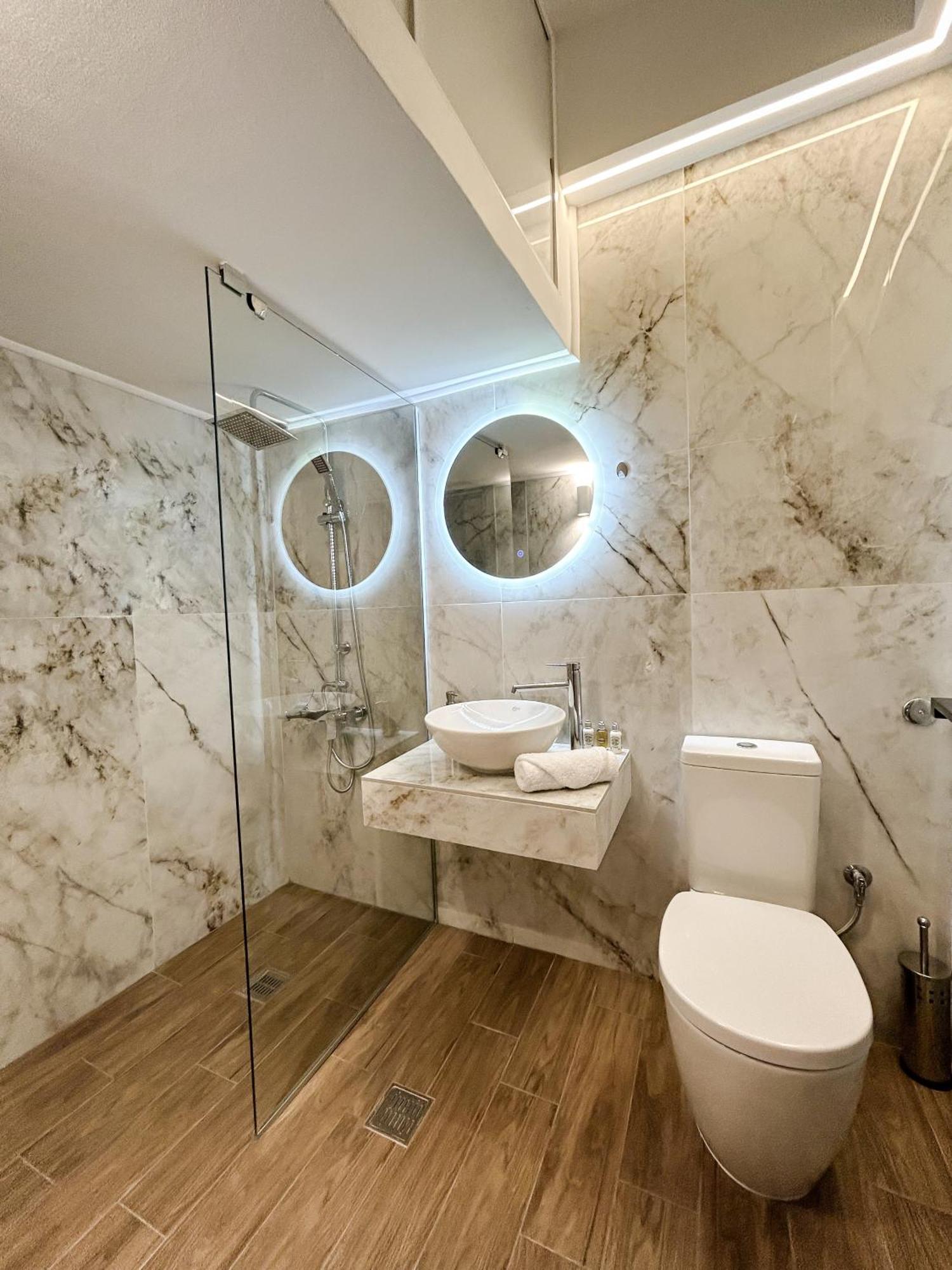 Hyperion Premium Appartement *